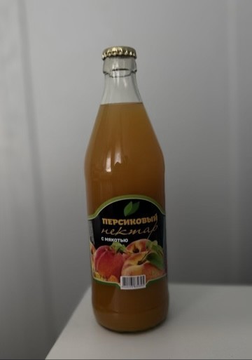 Персиковый нектар с мякотью